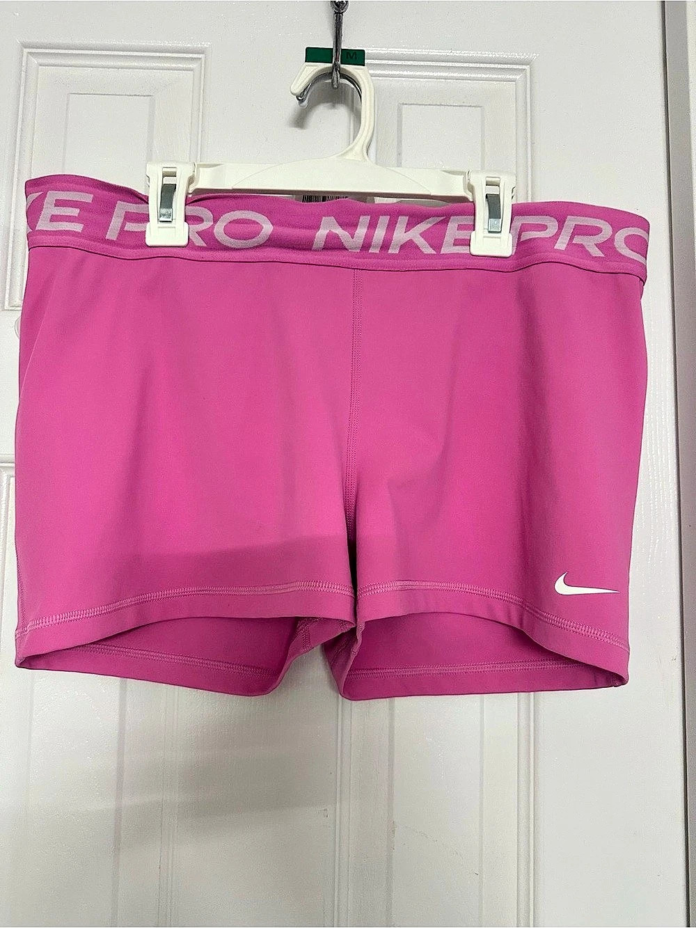 Nike Pro Barbie Pink shorts XL